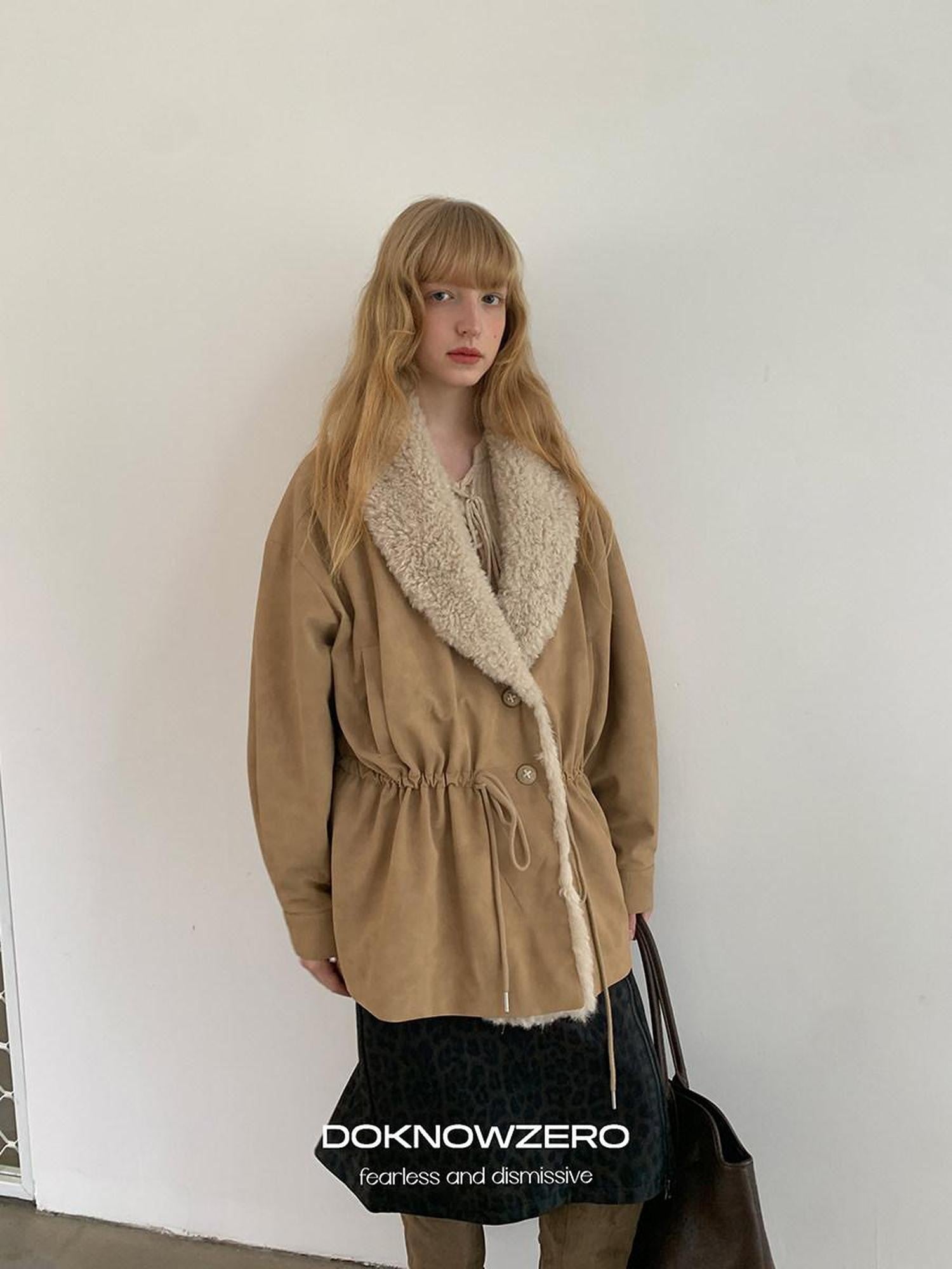 DKZ OFFICIAL Apricot Vintage Oversized Large Fur Collar Drawstring Women&