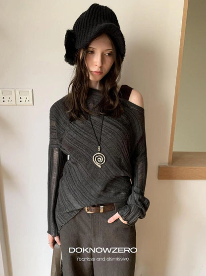 DKZ OFFICIAL Asymmetric Bias Cut Textured Knit Long Sleeve V-neck Top