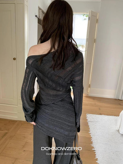 DKZ OFFICIAL Asymmetric Bias Cut Textured Knit Long Sleeve V-neck Top