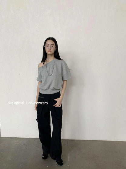 DKZ OFFICIAL Asymmetrical Slouchy Knit Top