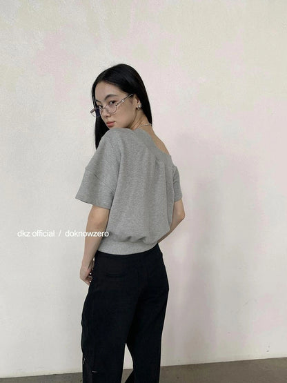 DKZ OFFICIAL Asymmetrical Slouchy Knit Top
