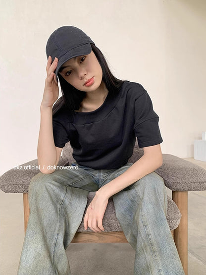 DKZ_OFFICIAL_Asymmetrical_Slouchy_Knit_Top_MISSTT