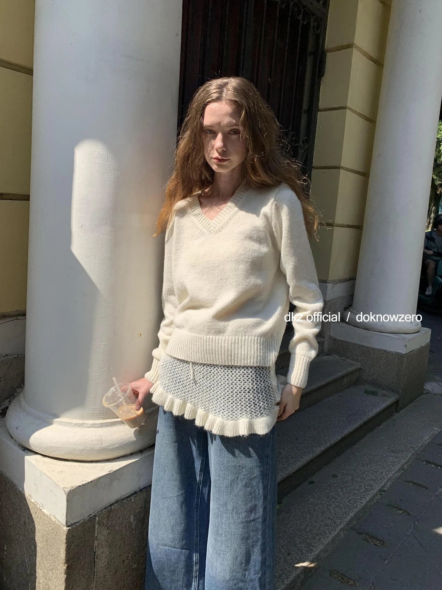 Atmosphere V-neck Knit Set With Skirt