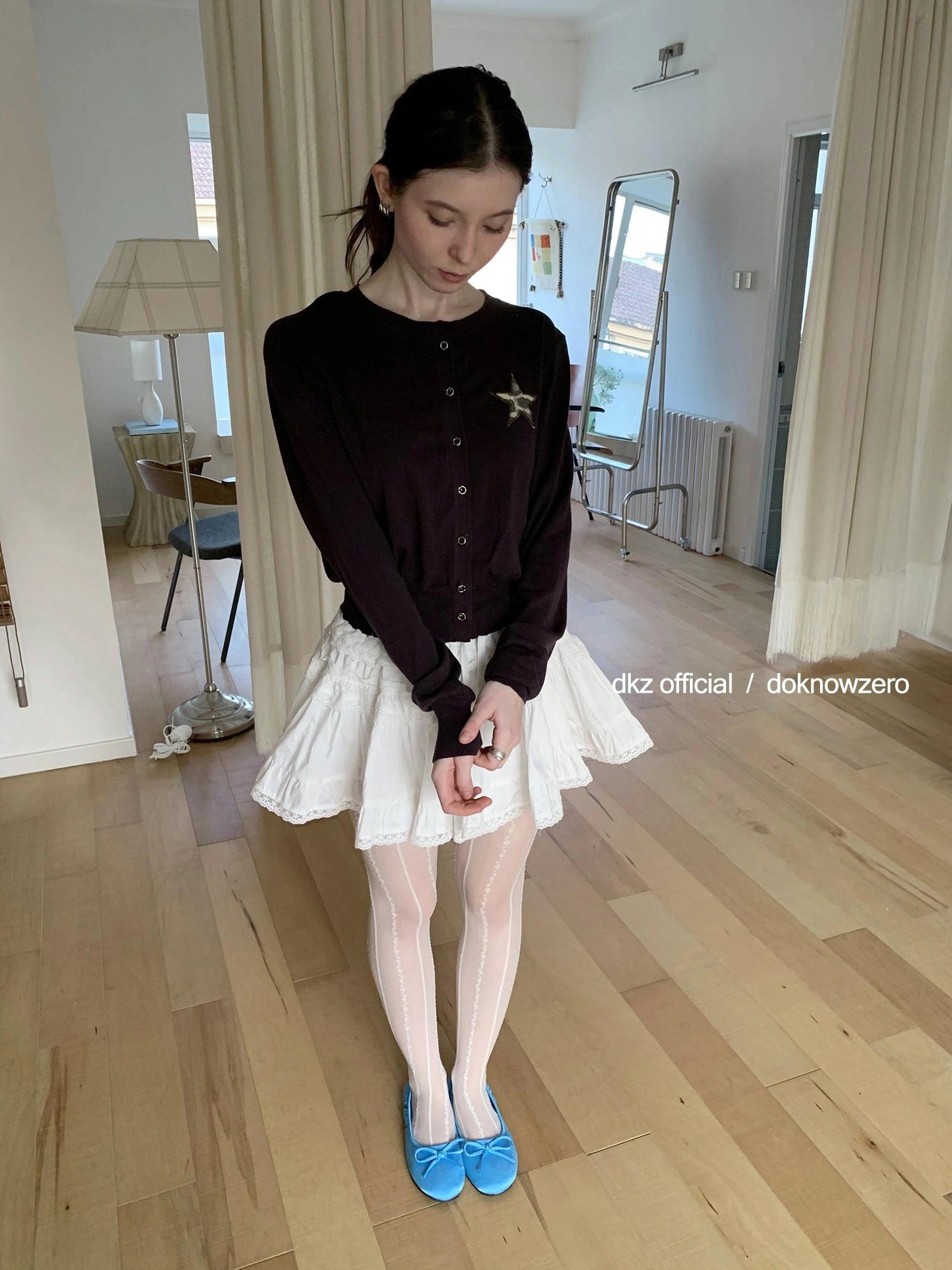 DKZ OFFICIAL Ballet Lace Flared Mini Skirt