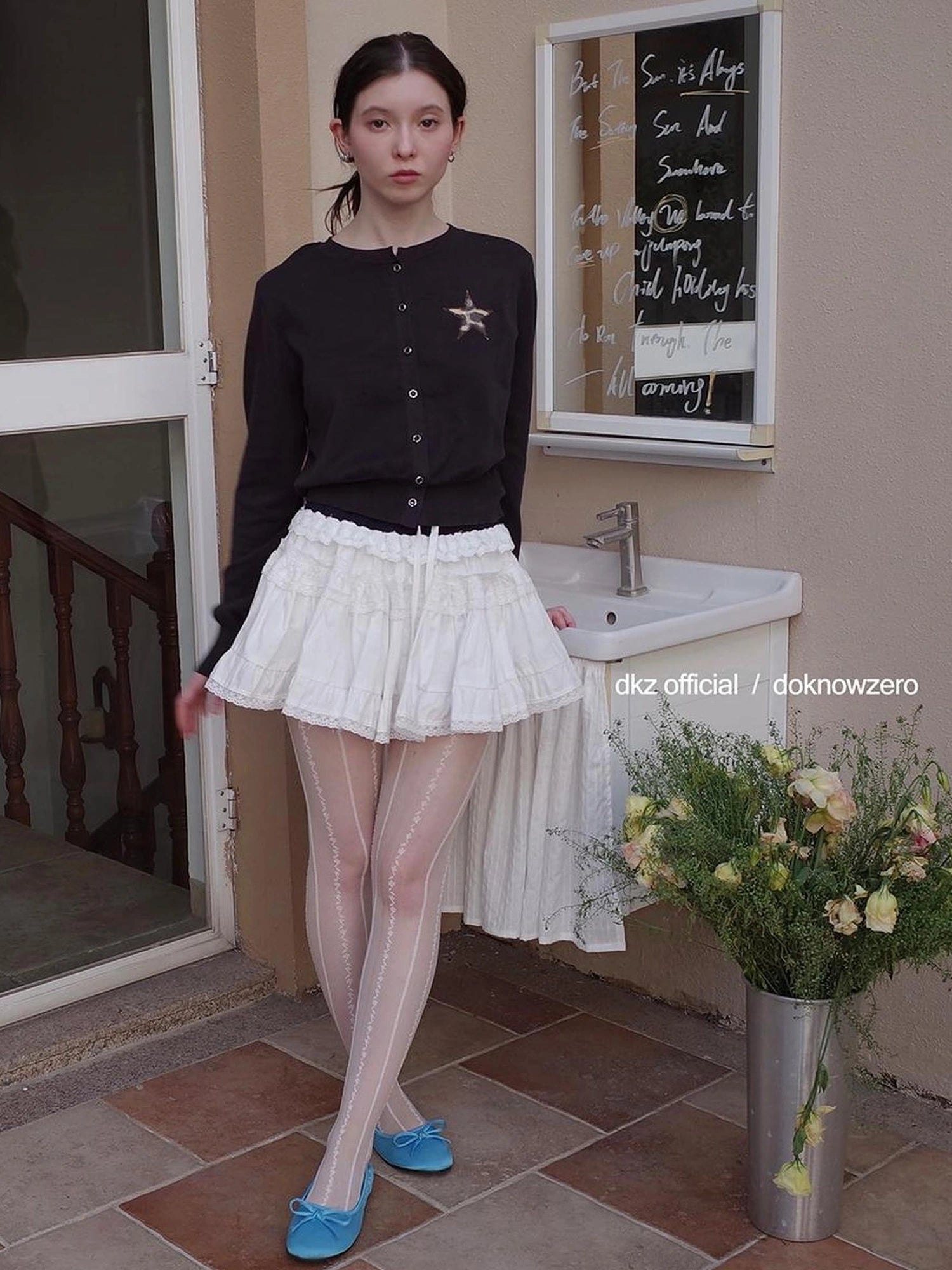 DKZ OFFICIAL Ballet Lace Flared Mini Skirt