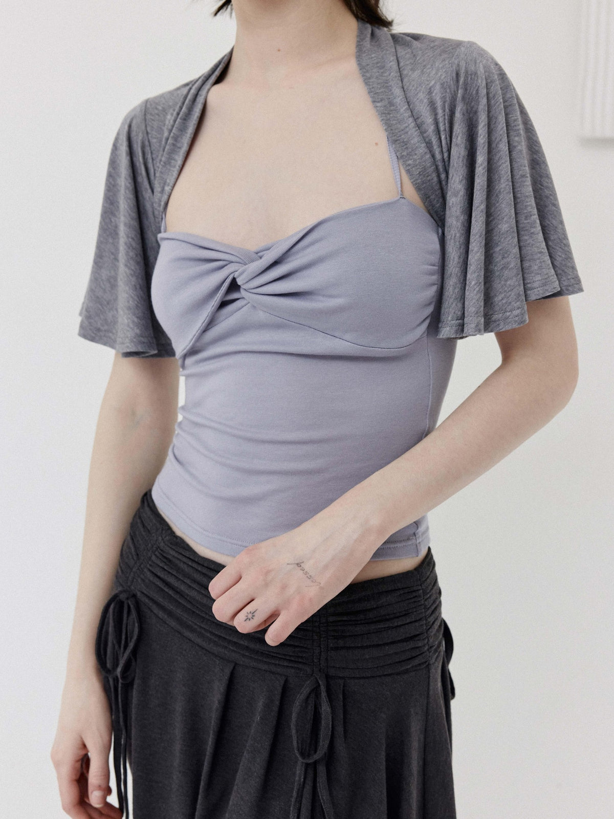 DKZ OFFICIAL Ballet Twist Knotted Halter Slim Fit Women&