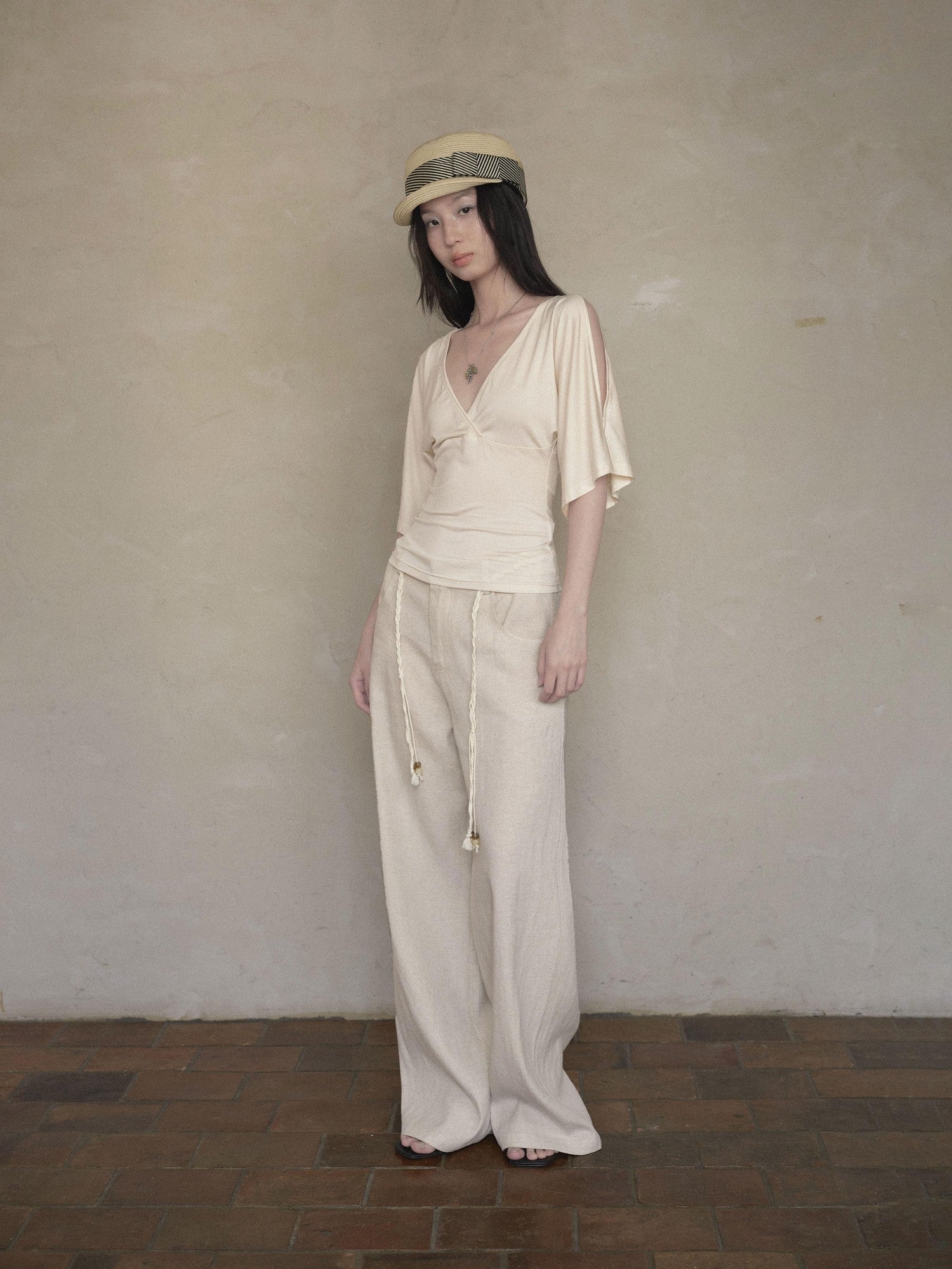 DKZ OFFICIAL Beige Natural Waist Drawstring Button Women&