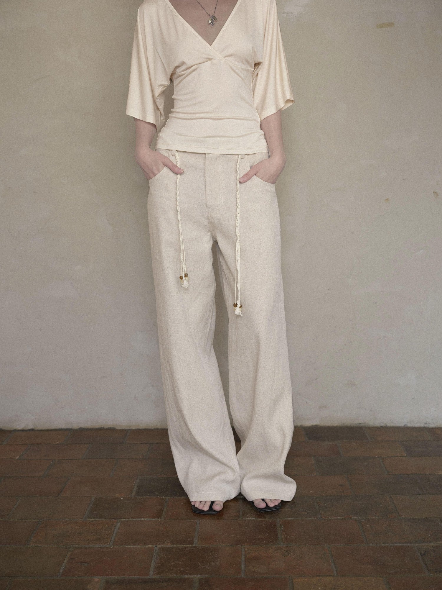DKZ OFFICIAL Beige Natural Waist Drawstring Button Women&