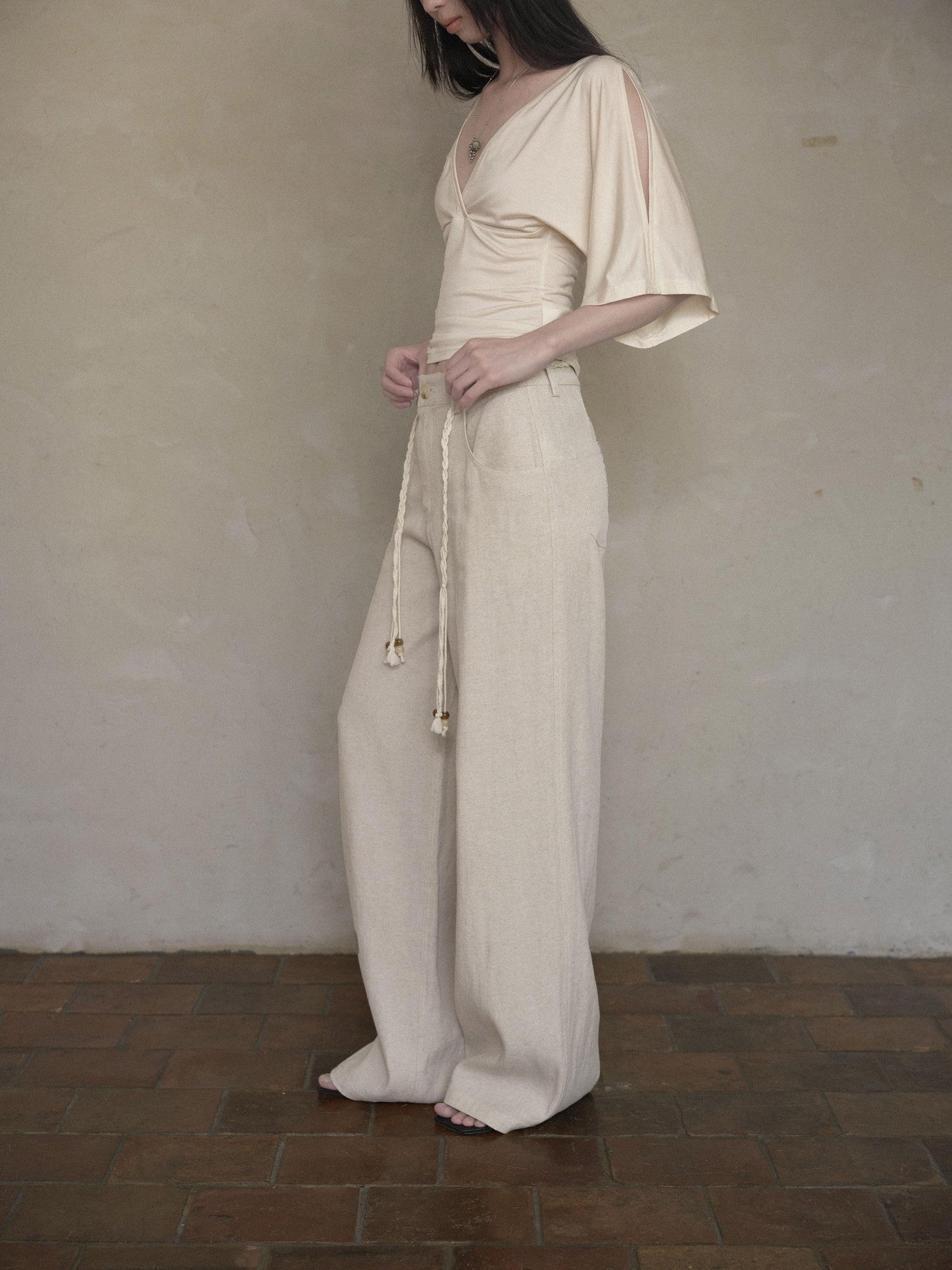 DKZ OFFICIAL Beige Natural Waist Drawstring Button Women&