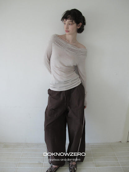 DKZ OFFICIAL Beige One Shoulder Pleated Panel Slim Women&