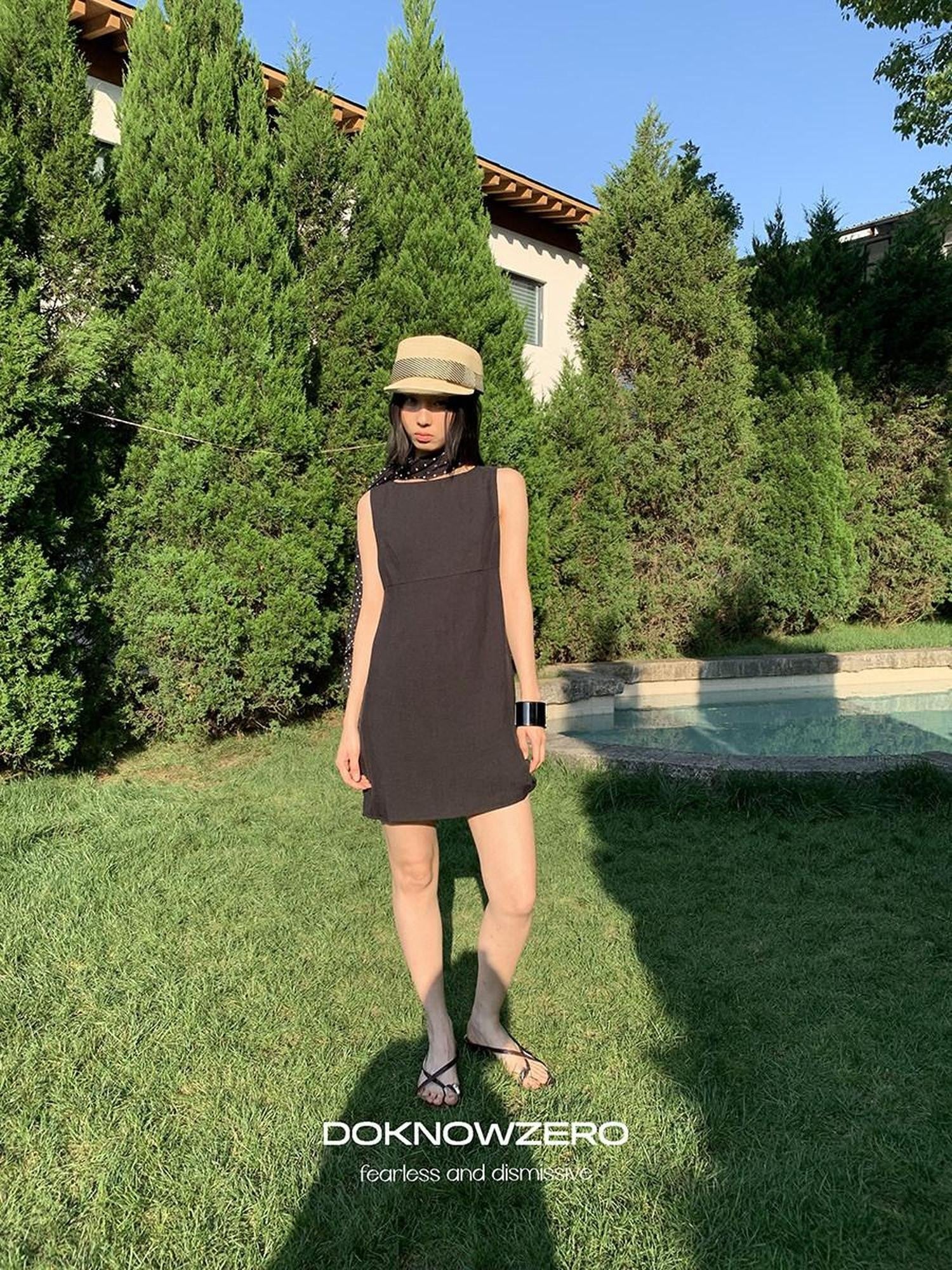 DKZ OFFICIAL Black Doll Collar A Line Sleeveless Women&