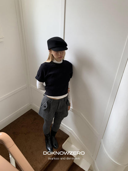 DKZ OFFICIAL Black Knit Cropped Slim Layering Women&