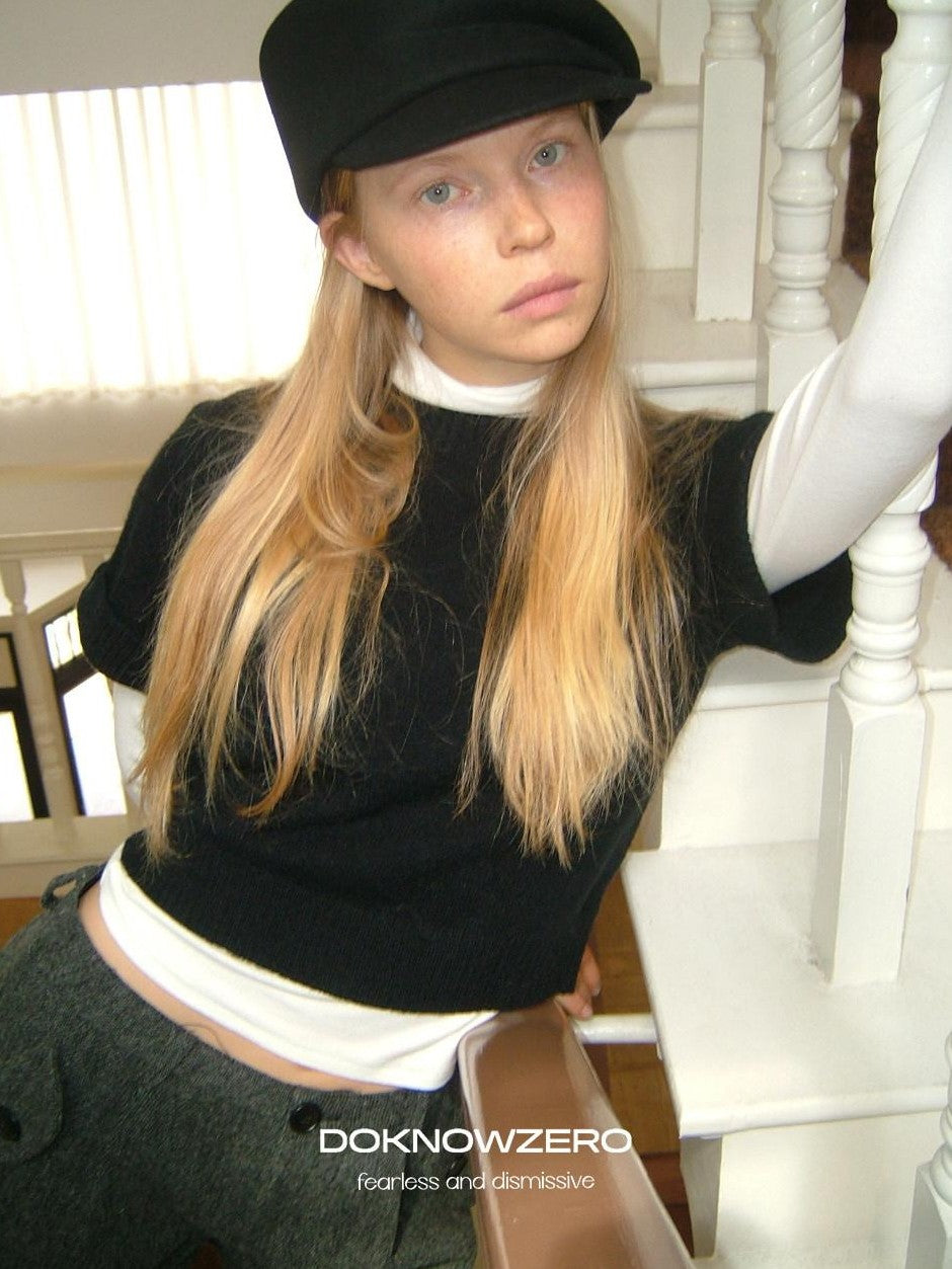 DKZ OFFICIAL Black Knit Cropped Slim Layering Women&