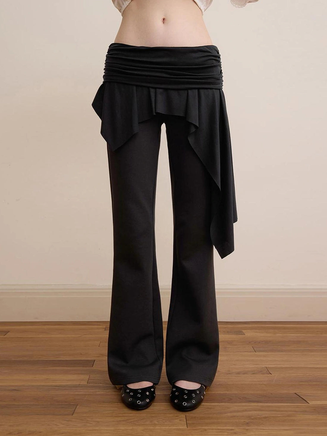 DKZ OFFICIAL Black Layered Waist Flared Ballet Pants