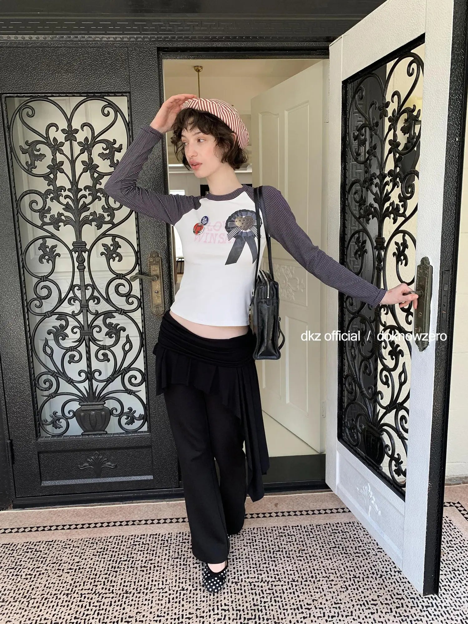 DKZ OFFICIAL Black Layered Waist Flared Ballet Pants