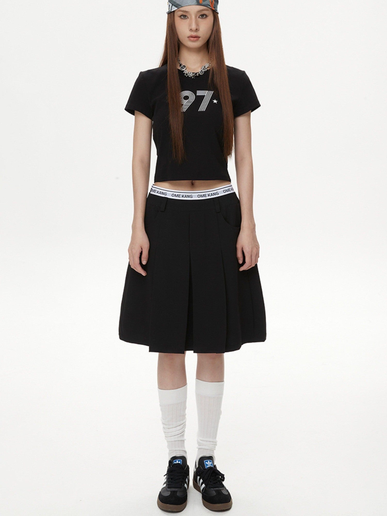DKZ OFFICIAL Black Letter Print Cropped Women&