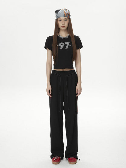 DKZ OFFICIAL Black Letter Print Cropped Women&