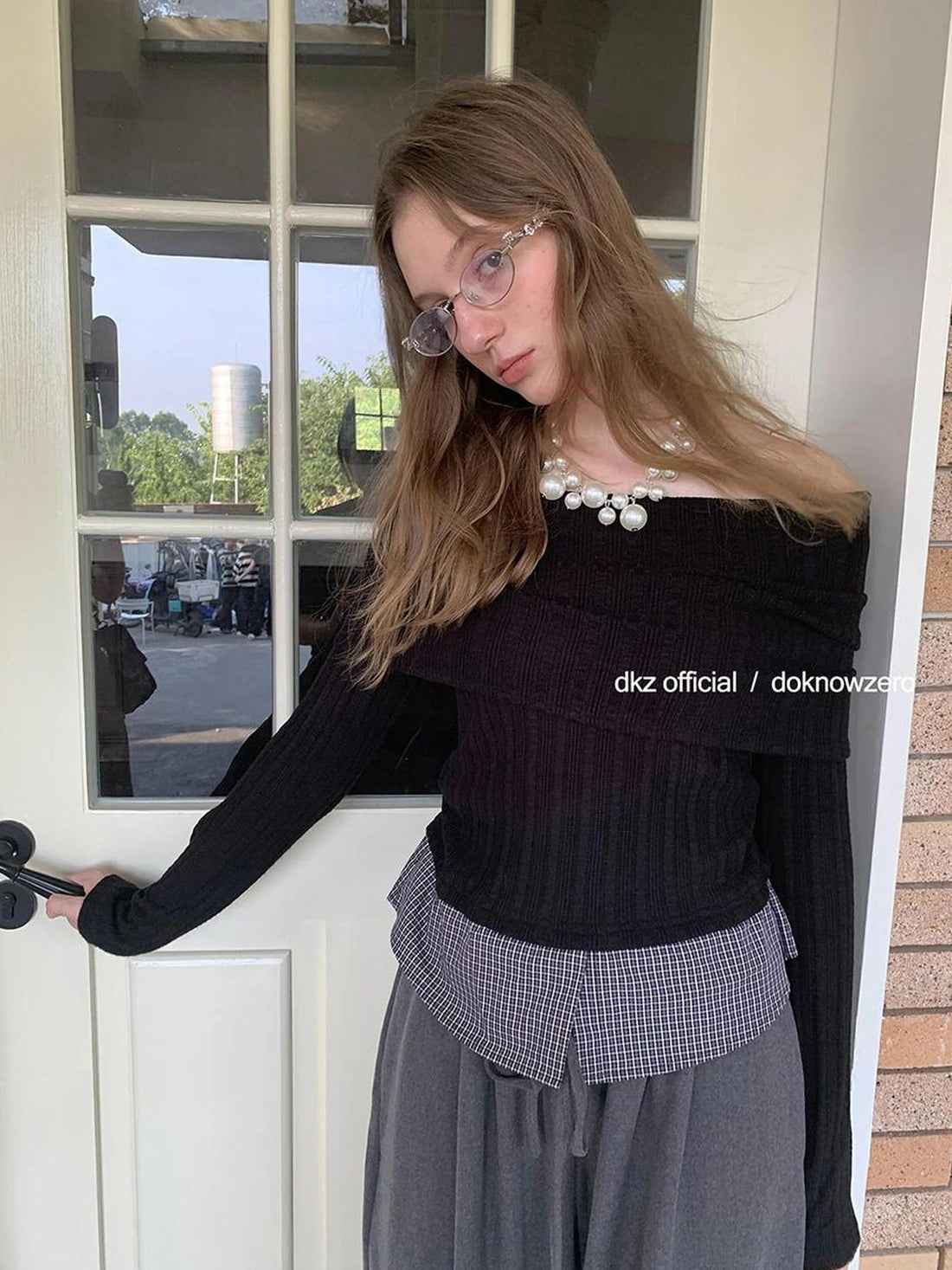 DKZ OFFICIAL Black Mock Neck Ribbed Knit Top With Hem Detail