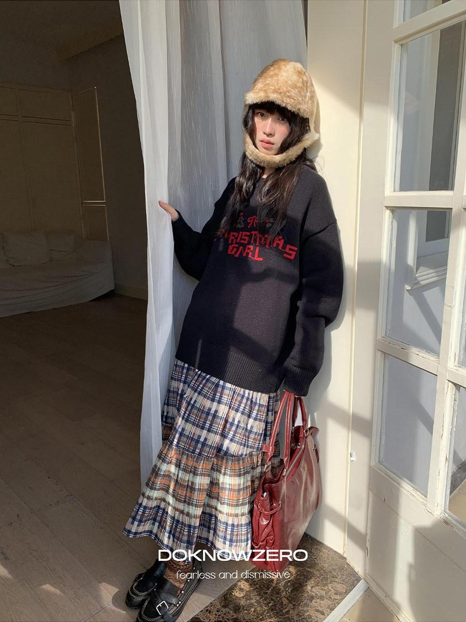 DKZ OFFICIAL Black Slogan Letter Jacquard Women&