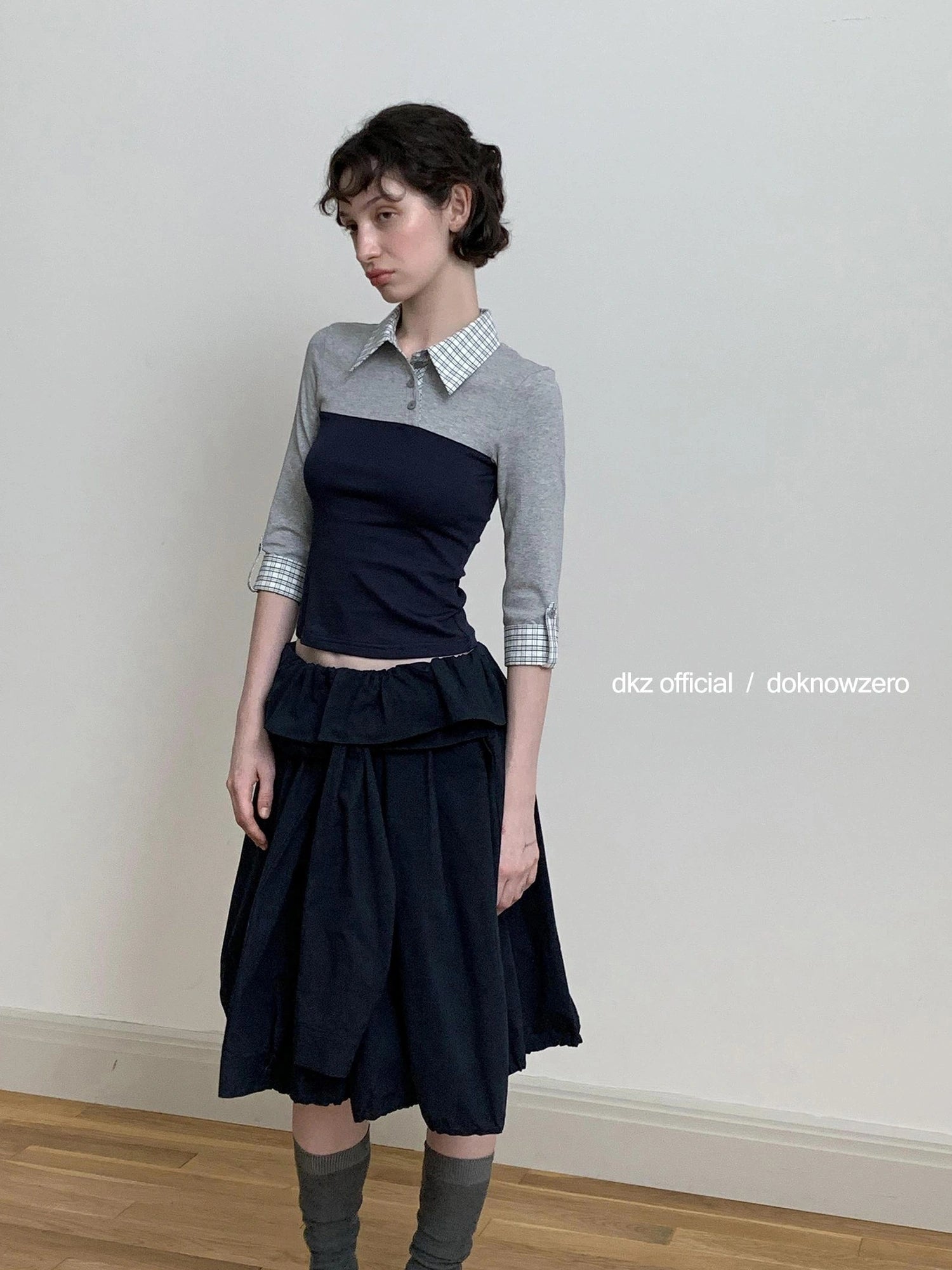 DKZ OFFICIAL Black Waist Tie Pleated Midi Skirt