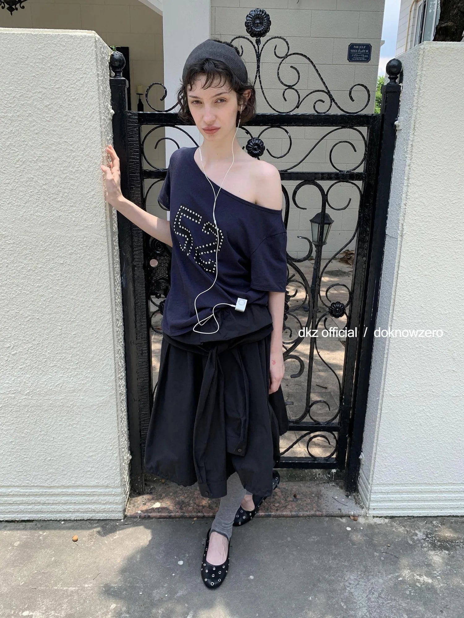 DKZ OFFICIAL Black Waist Tie Pleated Midi Skirt