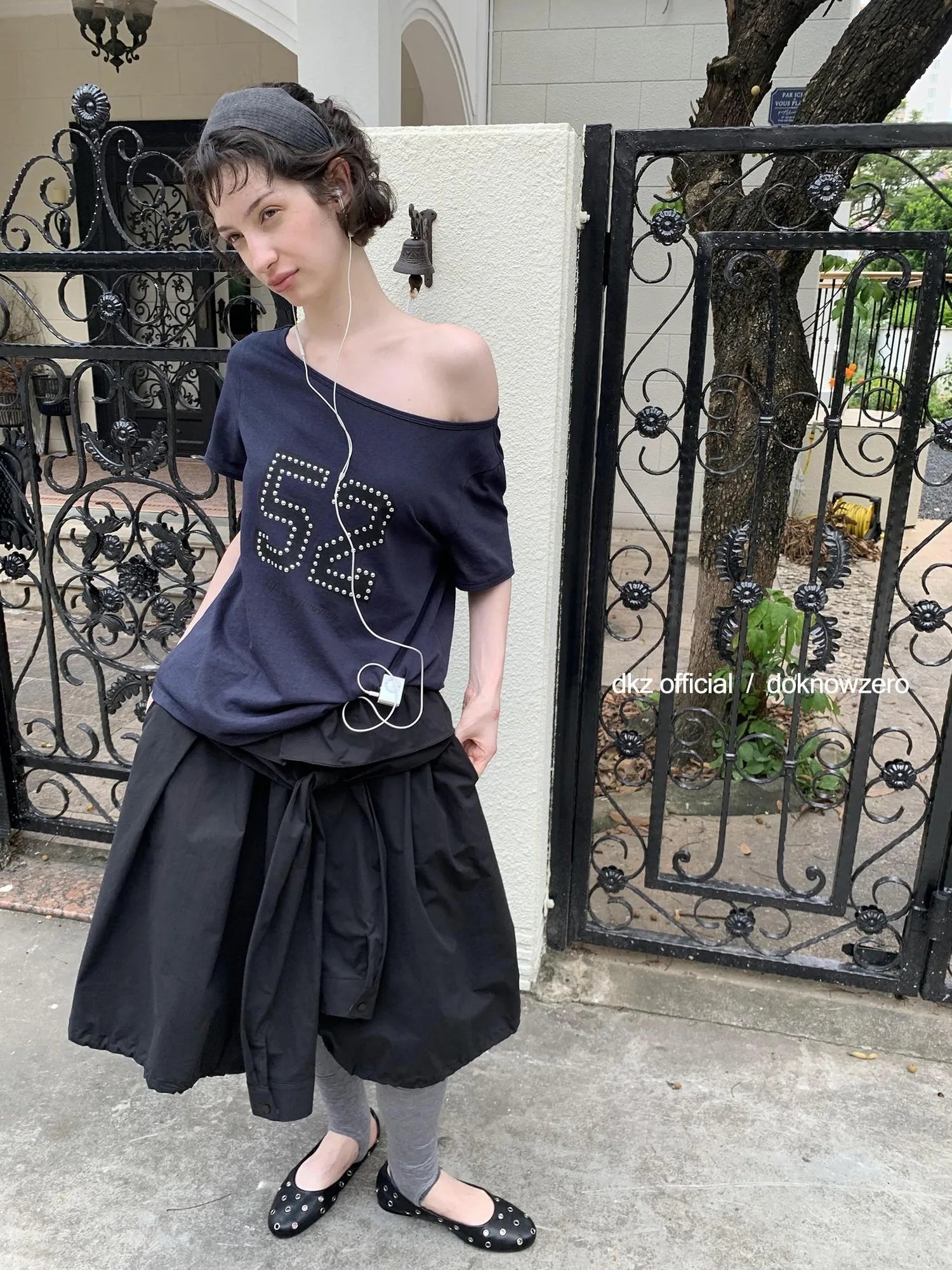 DKZ OFFICIAL Black Waist Tie Pleated Midi Skirt