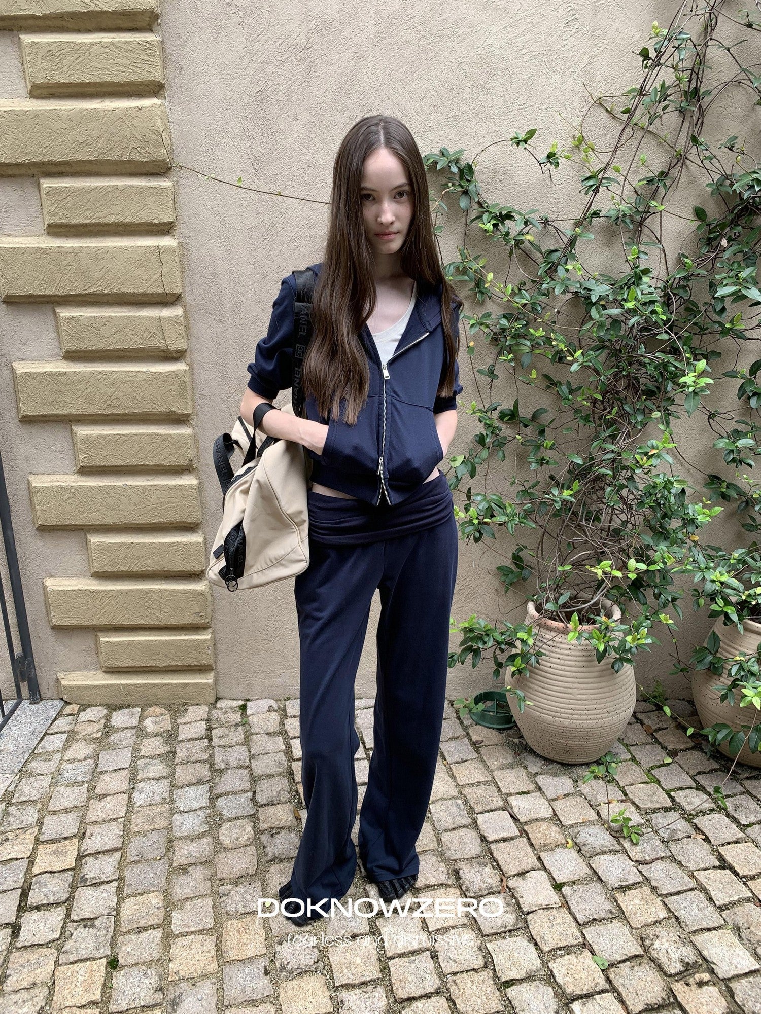 DKZ OFFICIAL Blue Hooded Zip Cropped Mid Sleeve Micro Flare Women&