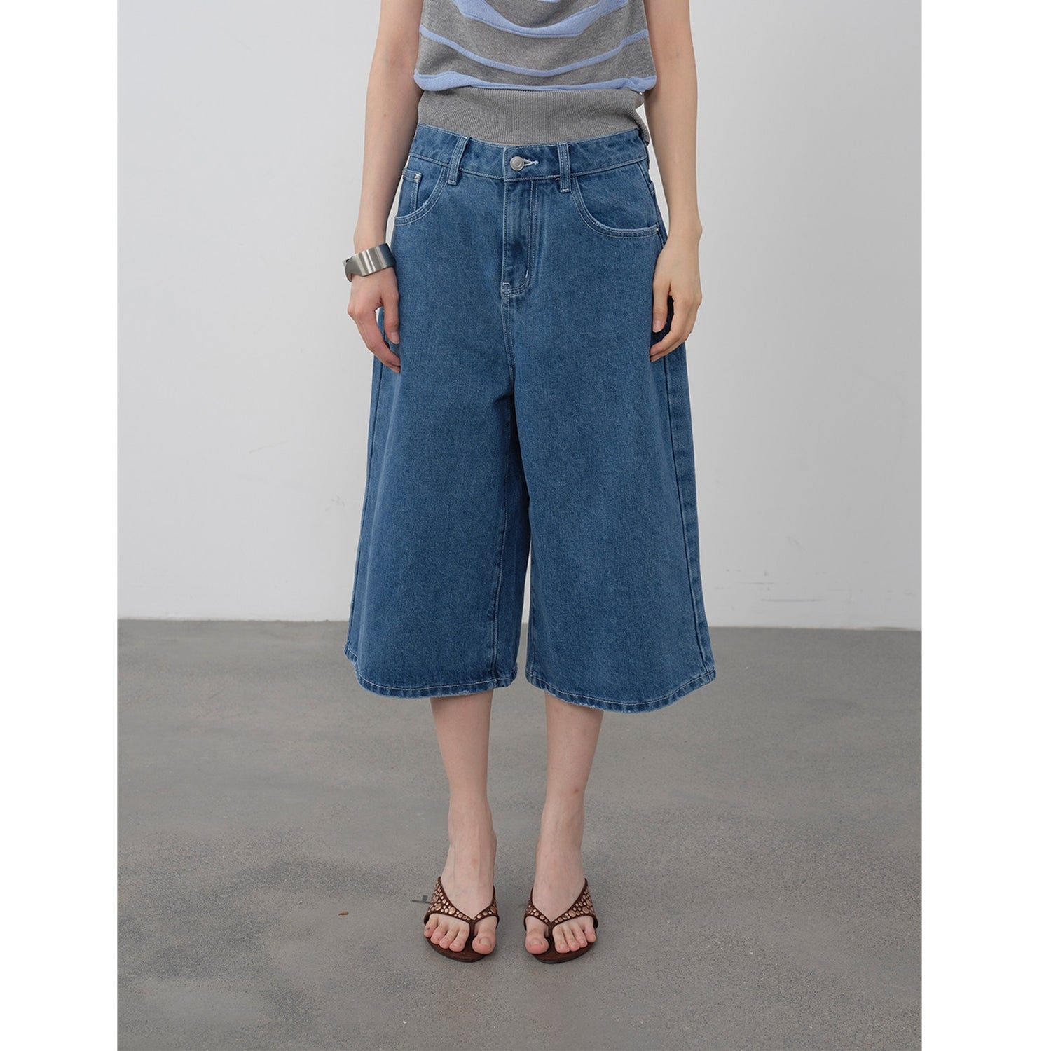 DKZ_OFFICIAL_Blue_Mid_Stretch_Button_Fly_Wide_Leg_Women&