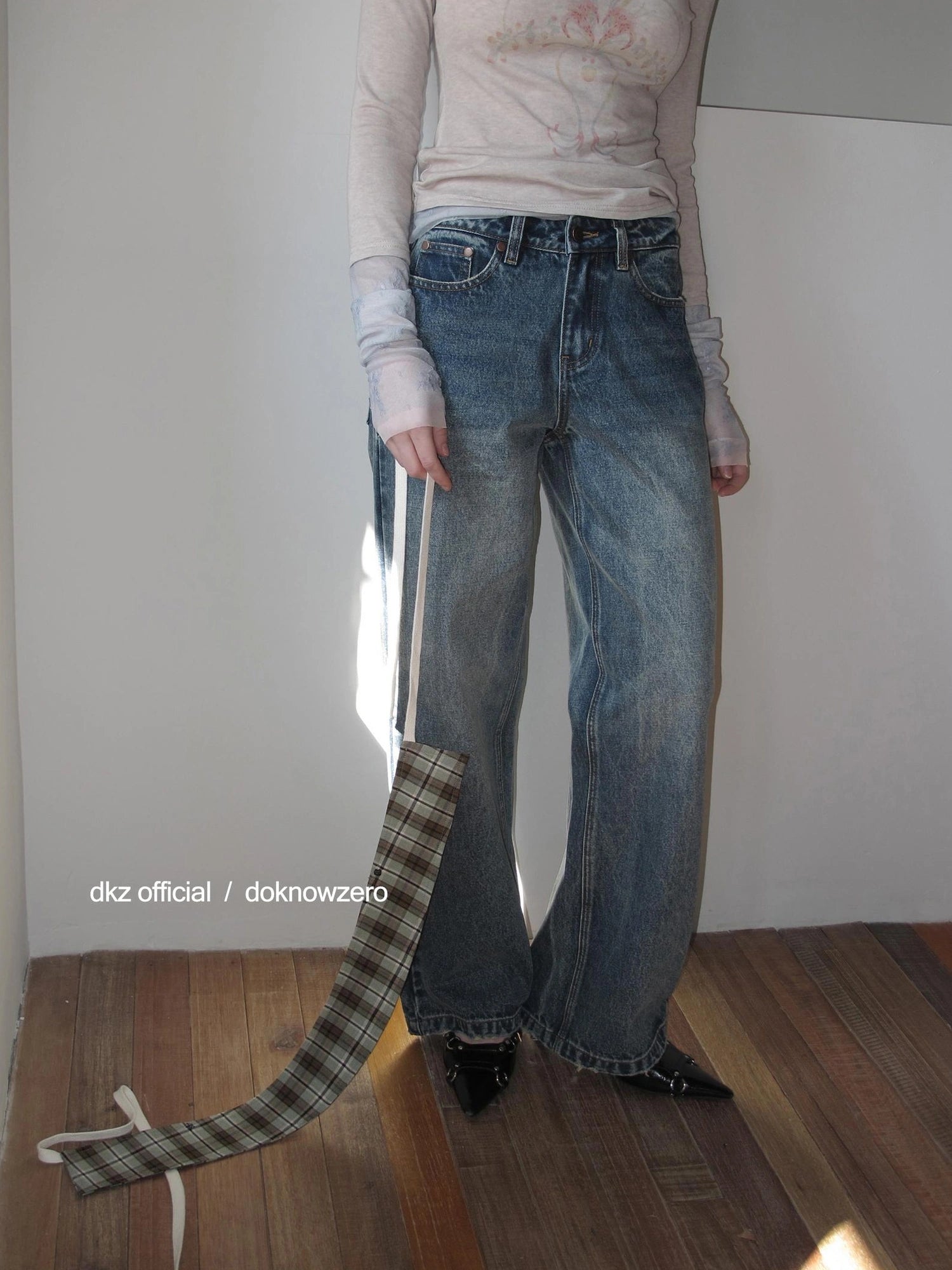 DKZ OFFICIAL Blue Two Way Detachable Belt Straight Leg Jeans
