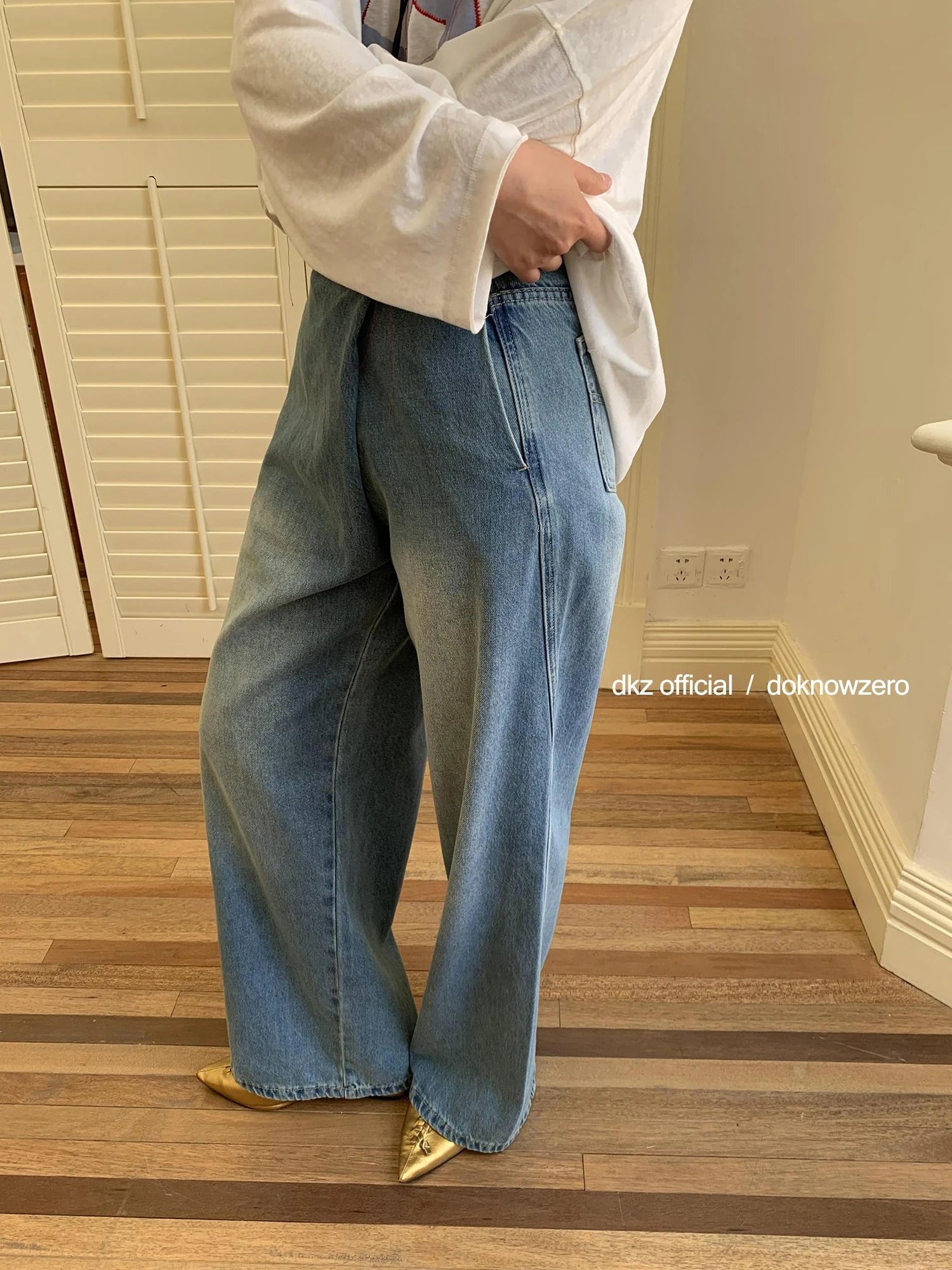 Blue Washed Wide Leg Denim Pants For Women