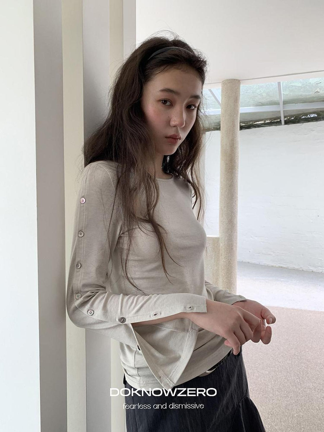 DKZ OFFICIAL Button Flare Sleeve Solid Women&