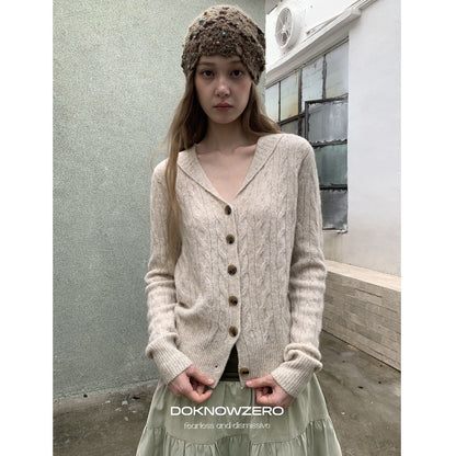 DKZ_OFFICIAL_Cable_Knit_Collared_Women&