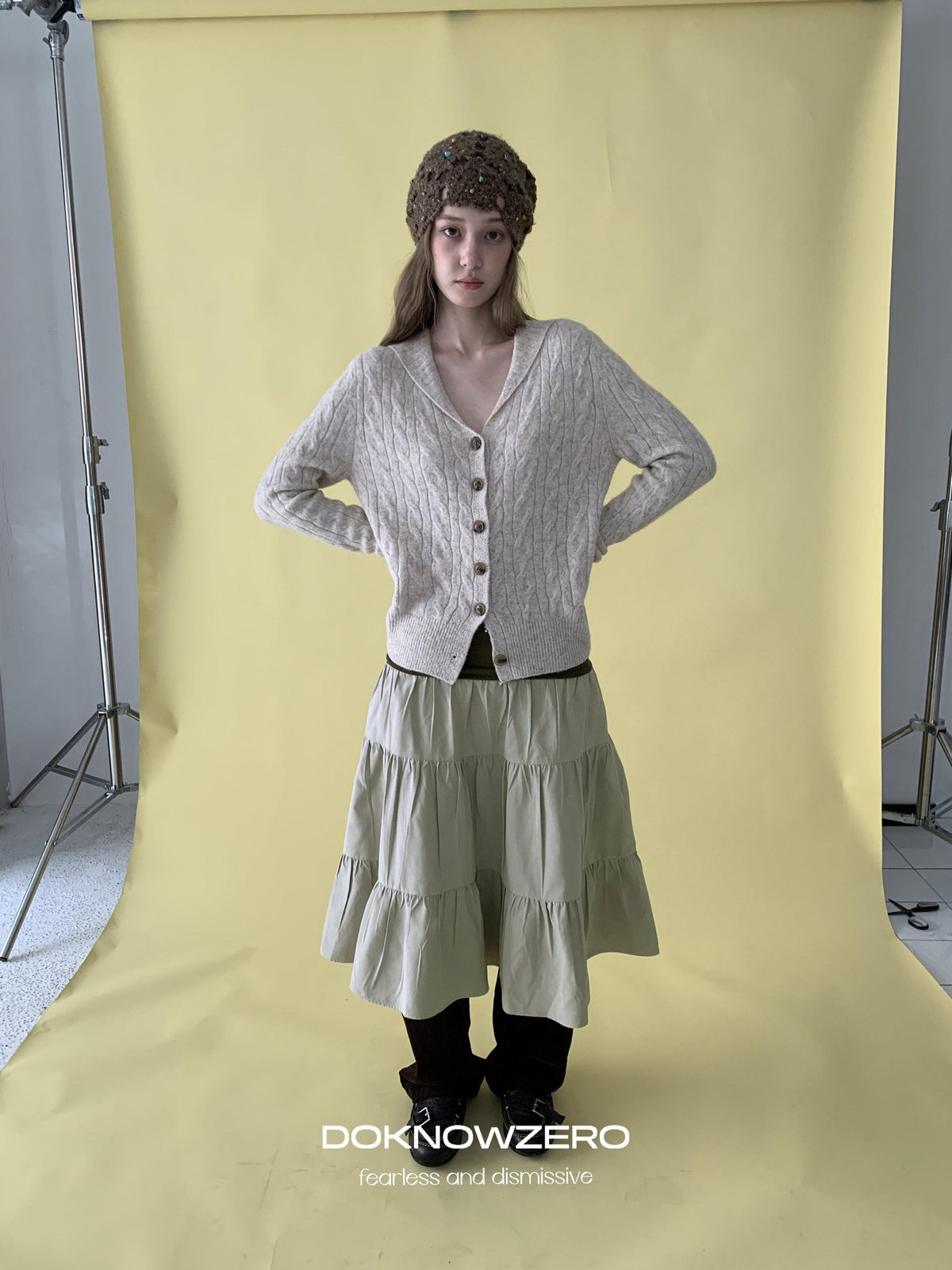 DKZ OFFICIAL Cable Knit Collared Women&