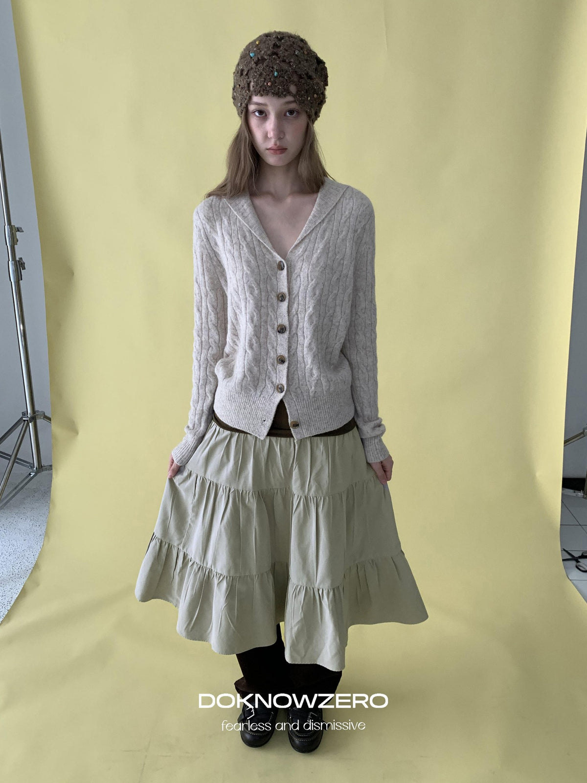 DKZ OFFICIAL Cable Knit Collared Women&