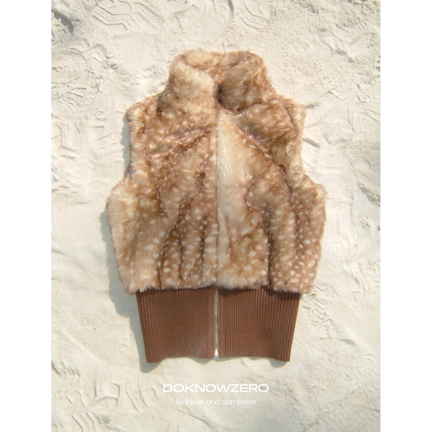 DKZ_OFFICIAL_Camel_Deer_Print_Faux_Fur_Stand_Collar_Women&