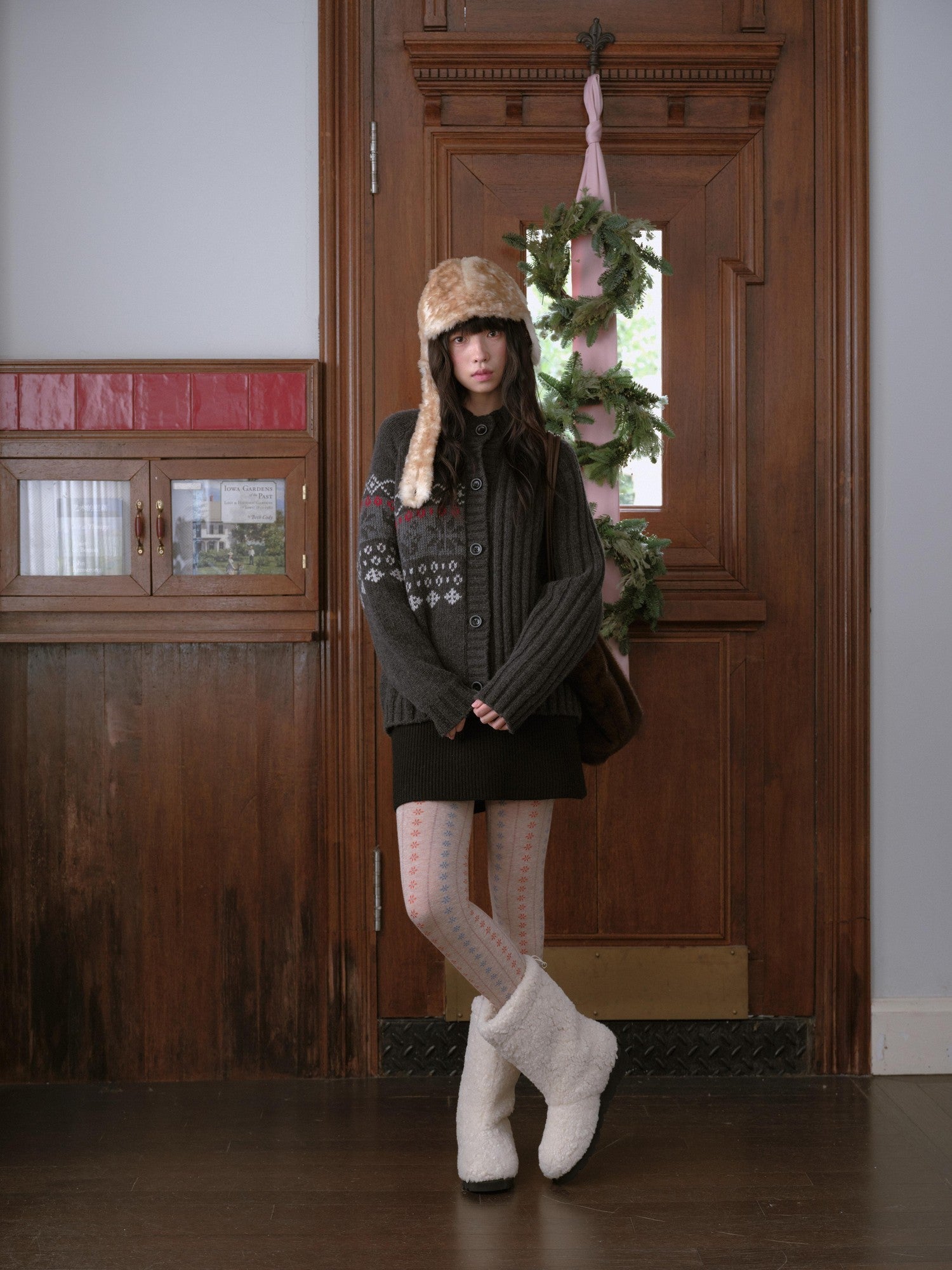 DKZ OFFICIAL Camel Retro Plush Deer Visor Women&
