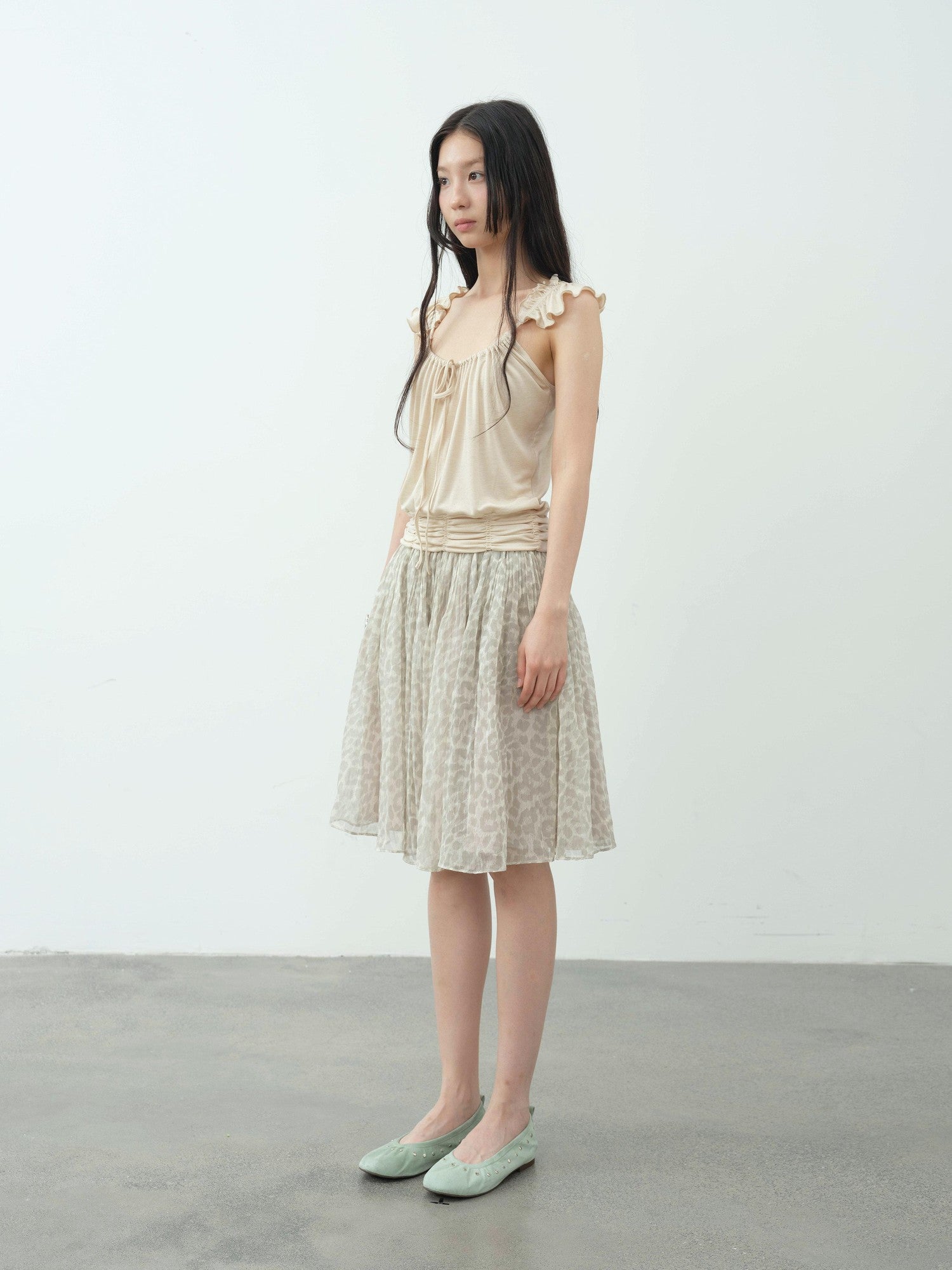 DKZ OFFICIAL Camel Ruffle Pleated Cropped Strappy Straight Women&