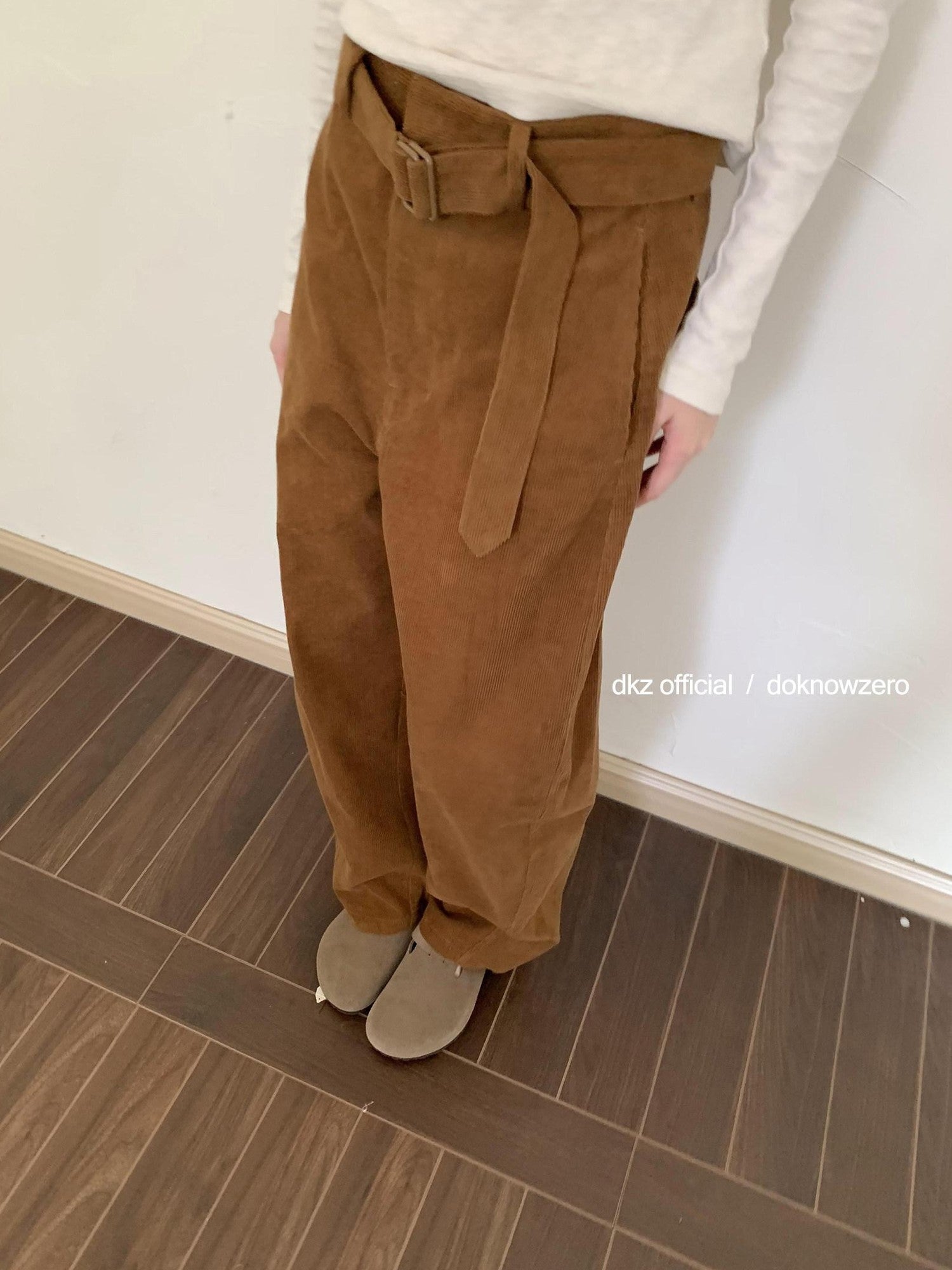 DKZ OFFICIAL Caramel Corduroy Belted Curved Leg Pocket Women&