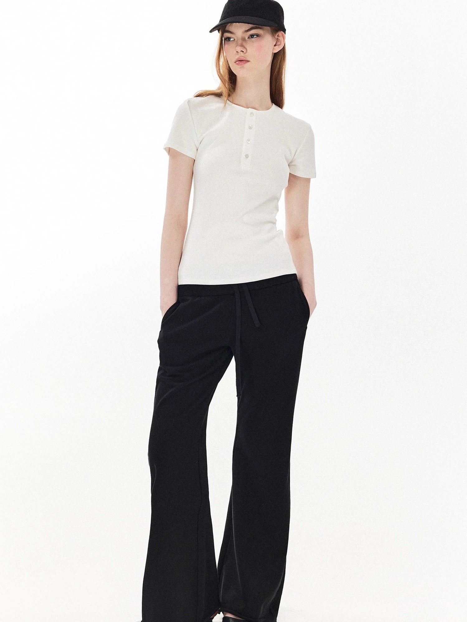 DKZ OFFICIAL Classic Henley Neck Women&