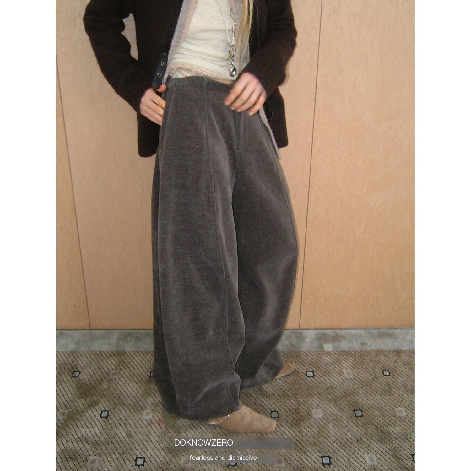 DKZ_OFFICIAL_Coffee_Corduroy_Relaxed_Low_Waist_Pocket_Curved_Cut_Women&
