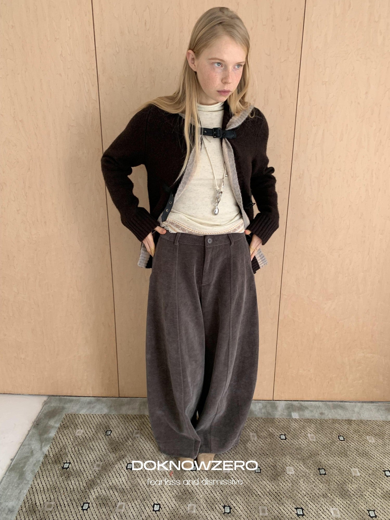 DKZ OFFICIAL Coffee Corduroy Relaxed Low Waist Pocket Curved Cut Women&