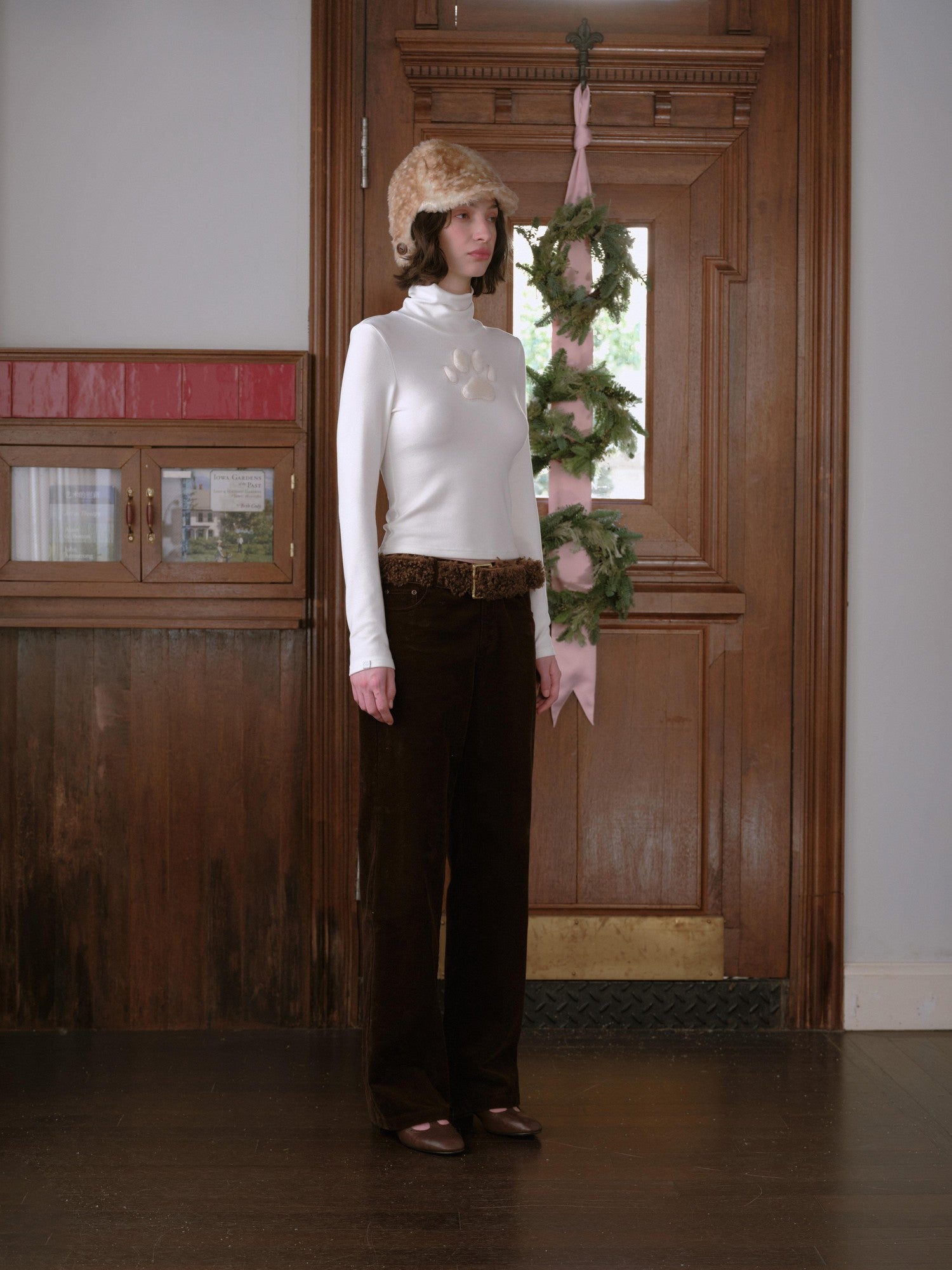 DKZ OFFICIAL Coffee Corduroy Retro Bow Pocket Women&