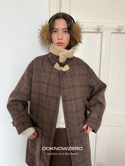DKZ OFFICIAL Coffee Fur Collar Vintage Plaid Loose Women&
