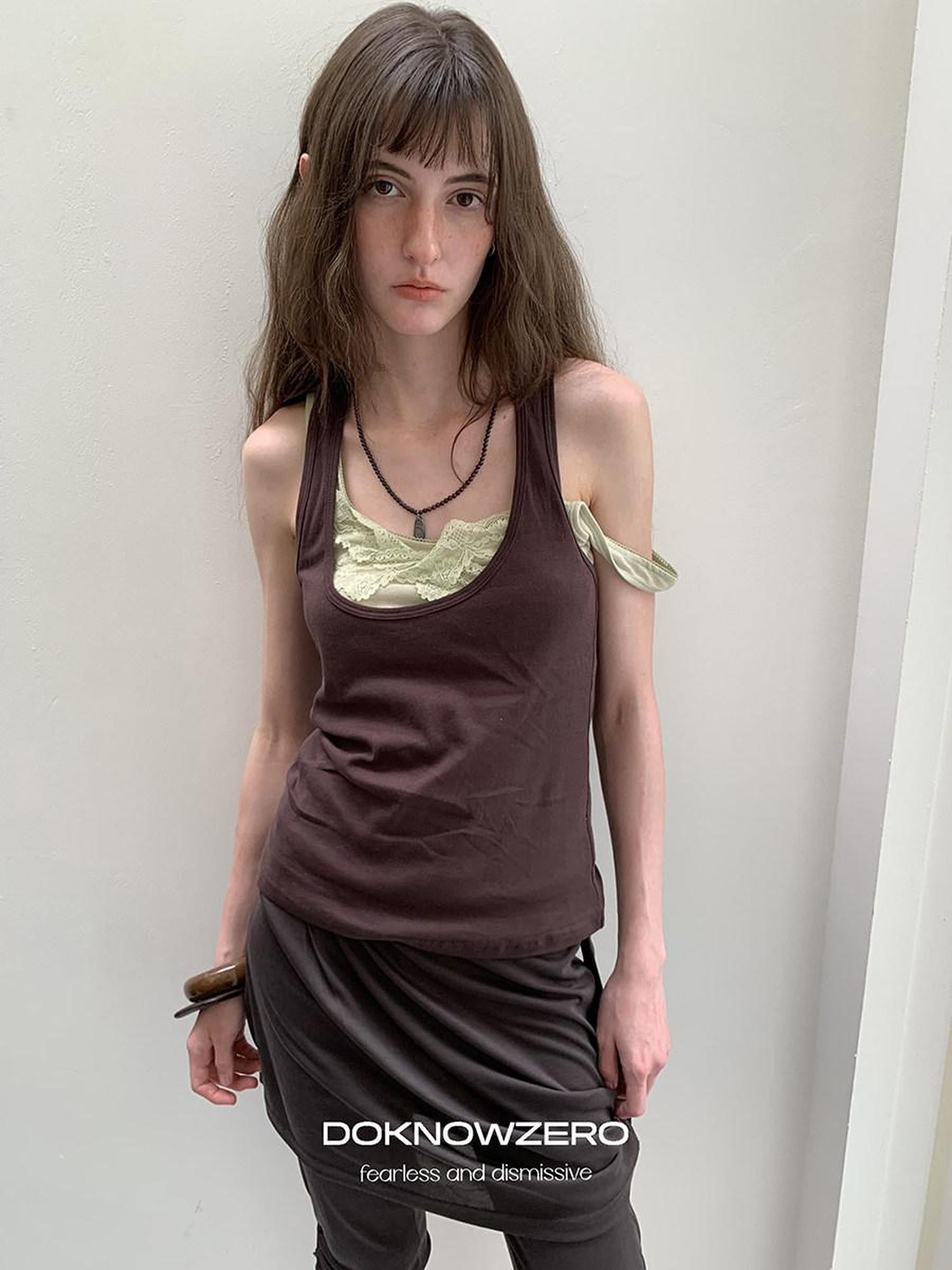 DKZ OFFICIAL Coffee Lace Layered Contrast Y Back U Neck Loose Women&