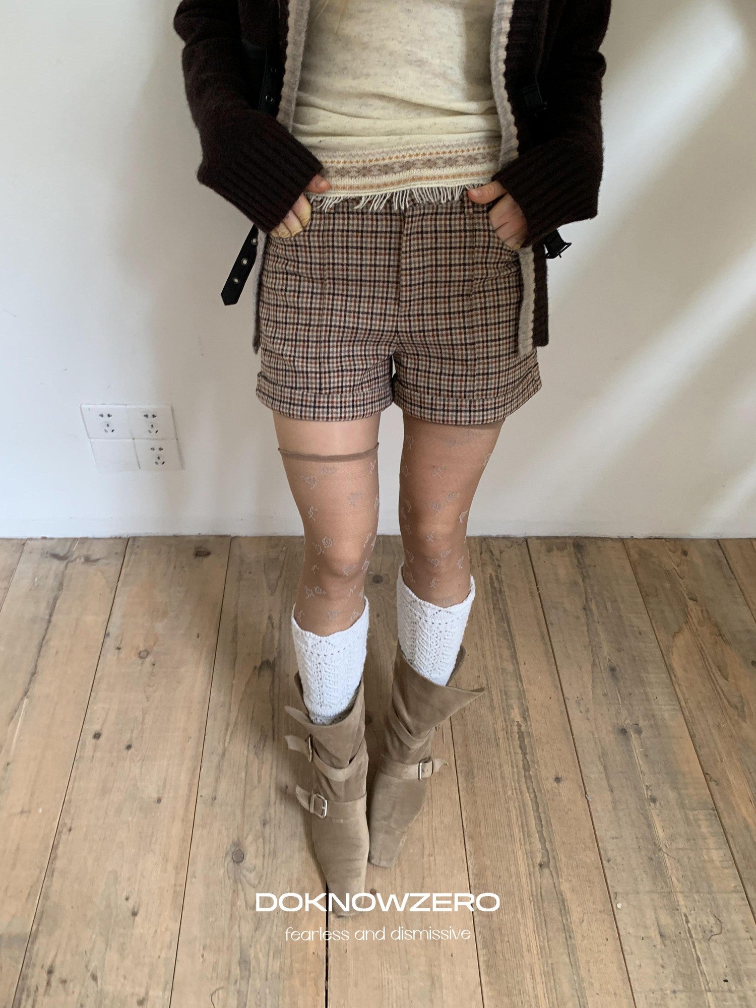 DKZ OFFICIAL Coffee Plaid Zip Pocket Straight Women&