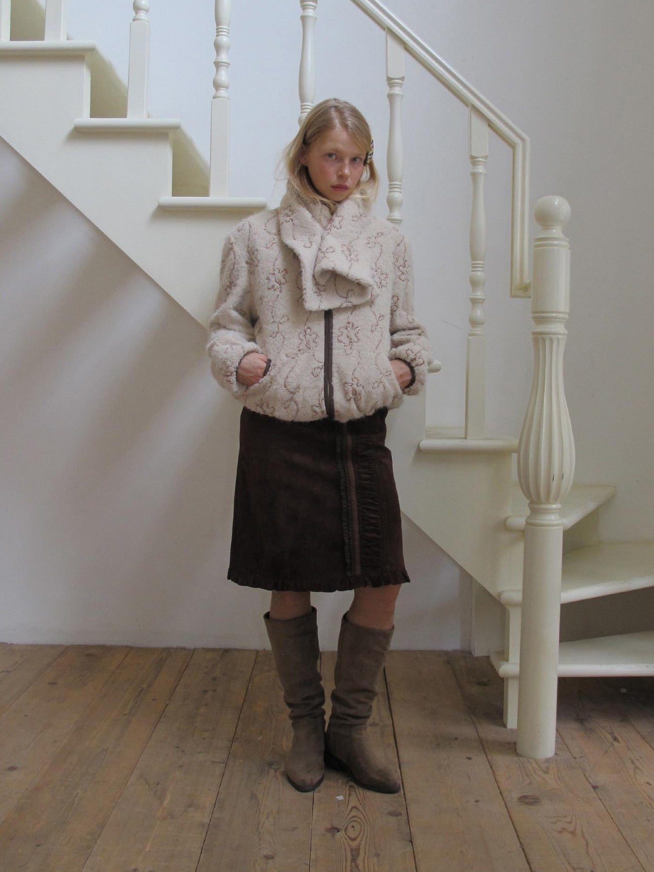 DKZ OFFICIAL Coffee Suede Lace Patchwork Dimensional H Line Women&