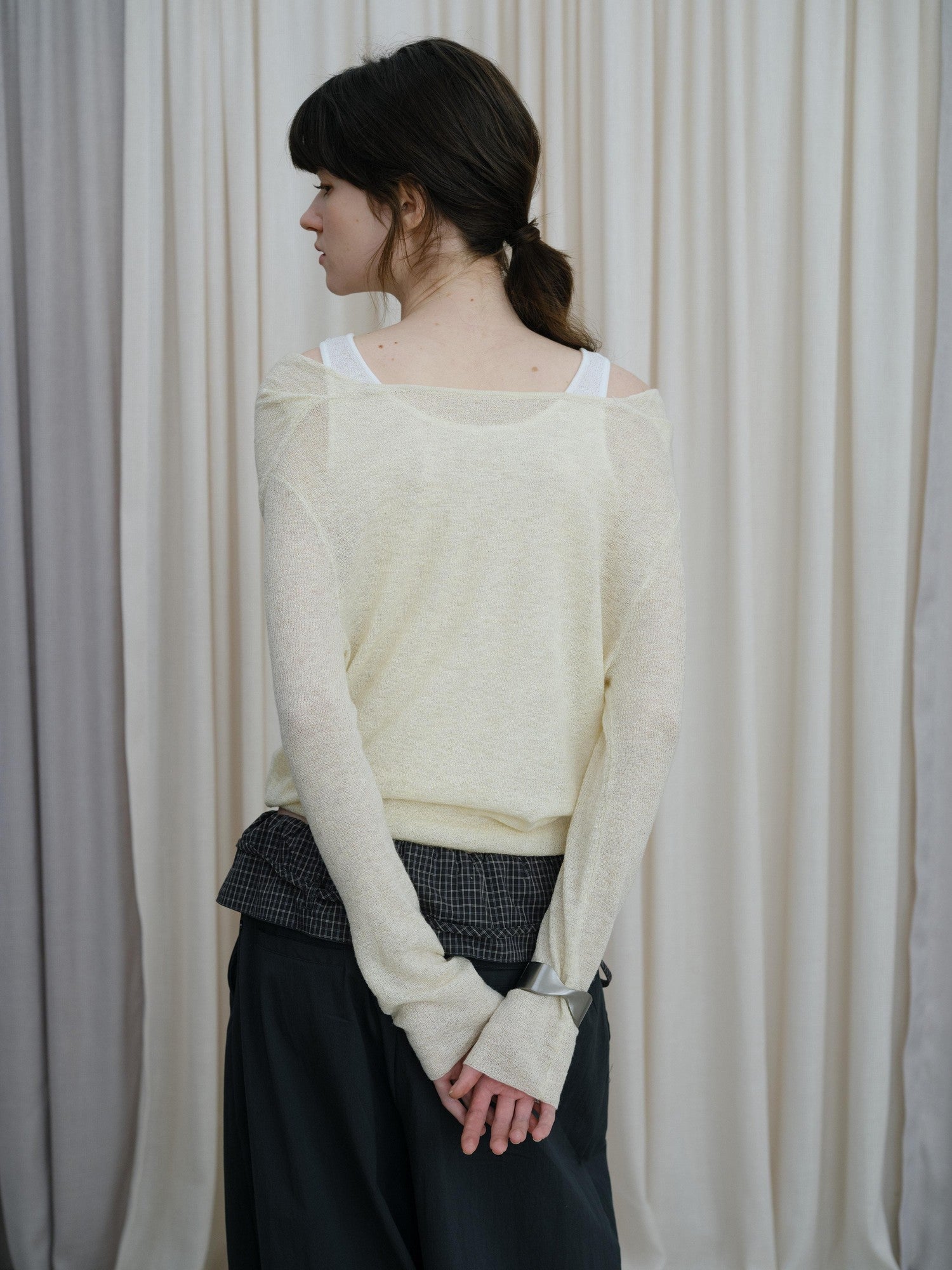 DKZ OFFICIAL Colorblock Faux Layered Drape Neck Women&