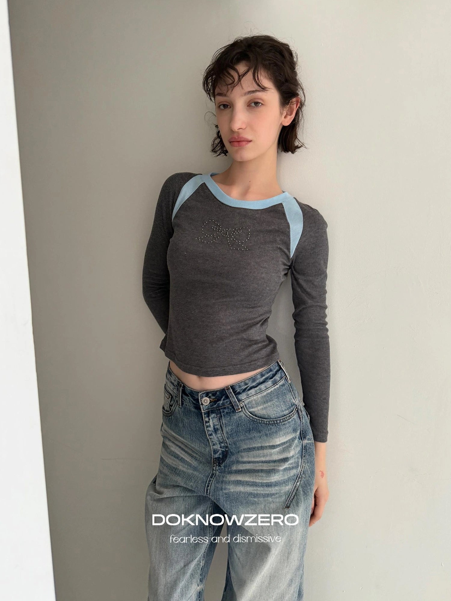 DKZ OFFICIAL Contrast Color Raglan Sleeve Long Sleeve Top With Rhinestone Print