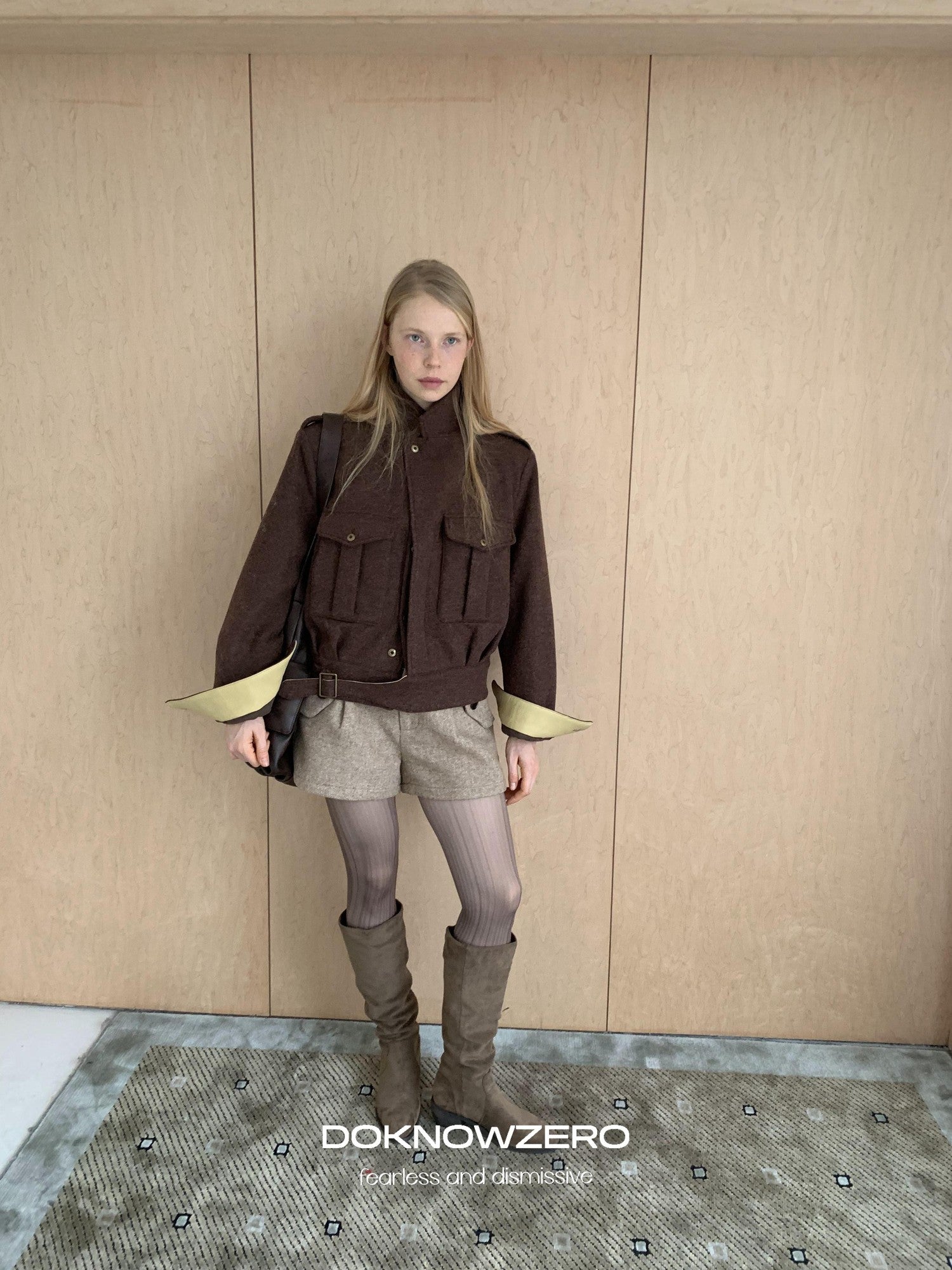DKZ OFFICIAL Contrast Hem Retro Short Tweed Women&