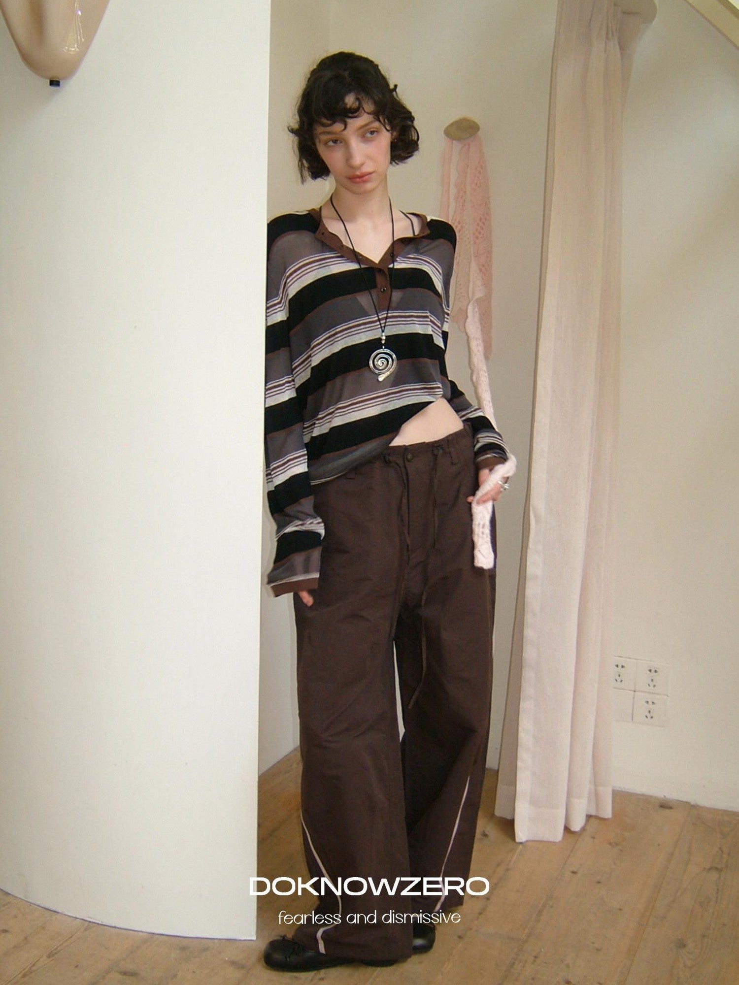DKZ OFFICIAL Contrast Stripe Henley Vintage Women&